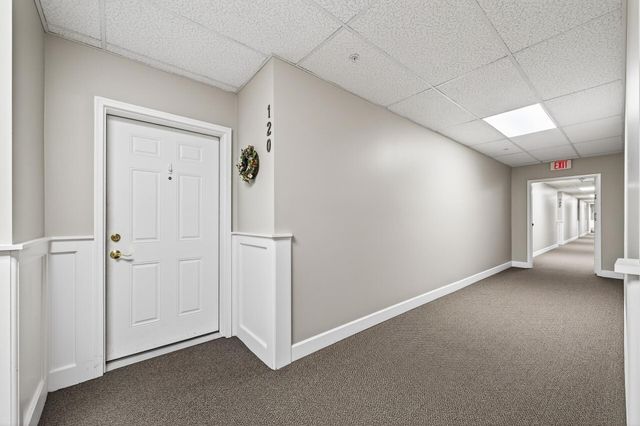 2231 Penn Place 120, North Saint Paul, MN 55109