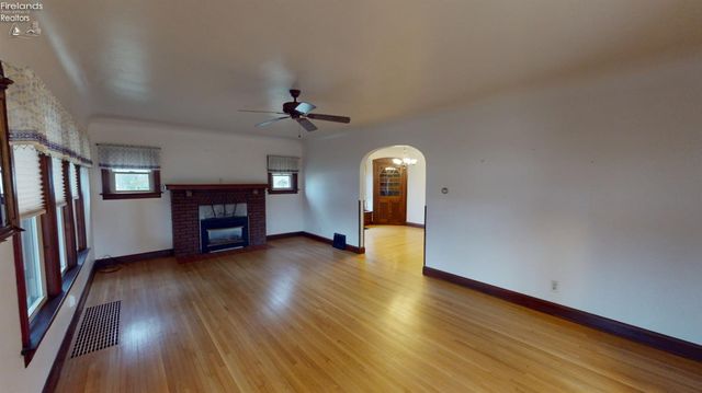 620 Water Street, Woodville, OH 43469