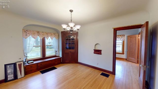 620 Water Street, Woodville, OH 43469