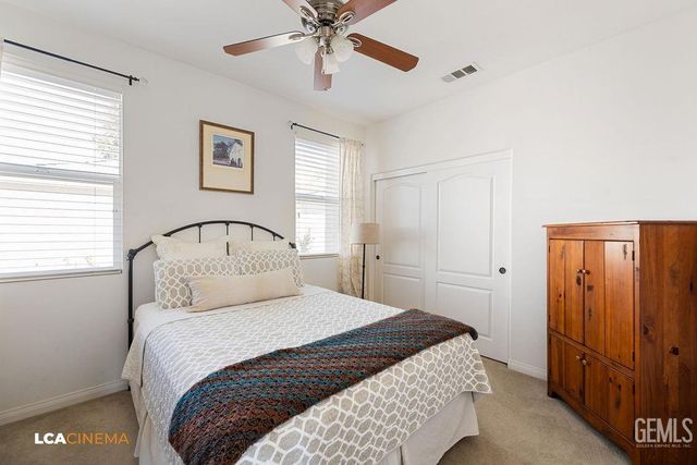 4200 Windy Walk Court, Bakersfield, CA 93311