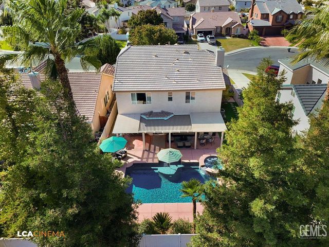 4200 Windy Walk Court, Bakersfield, CA 93311