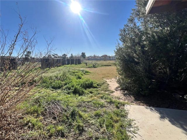 18282 Manzanita Street, Hesperia, CA 92345