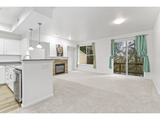 2253 Ne SHEFFIELD Ave, Hillsboro, OR 97006