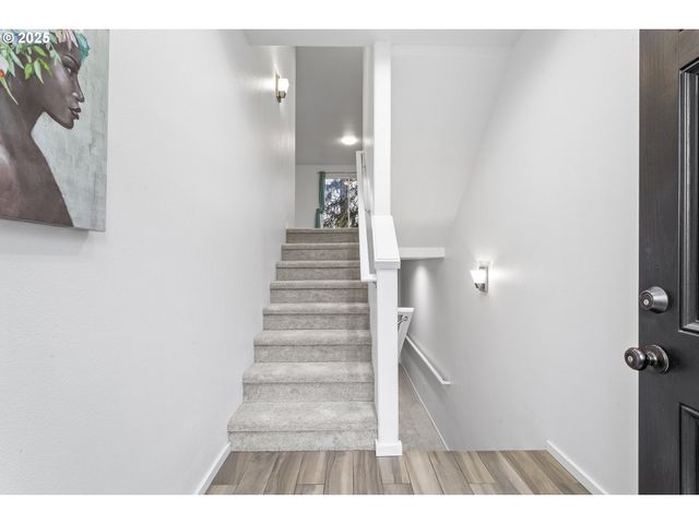 2253 Ne SHEFFIELD Ave, Hillsboro, OR 97006