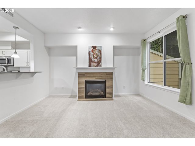 2253 Ne SHEFFIELD Ave, Hillsboro, OR 97006