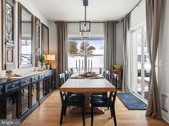 2617 HAWTHORN DR, Norristown, PA 19403