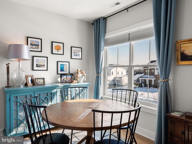 2617 HAWTHORN DR, Norristown, PA 19403