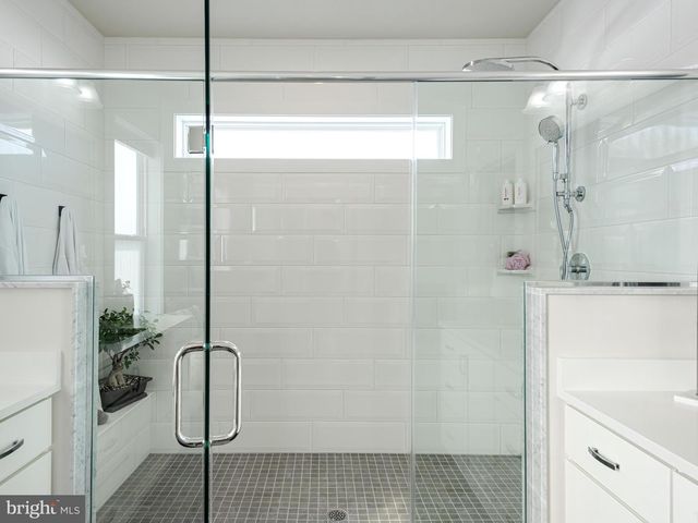 2617 HAWTHORN DR, Norristown, PA 19403