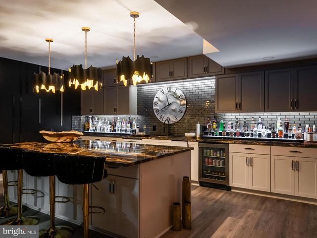 2617 HAWTHORN DR, Norristown, PA 19403