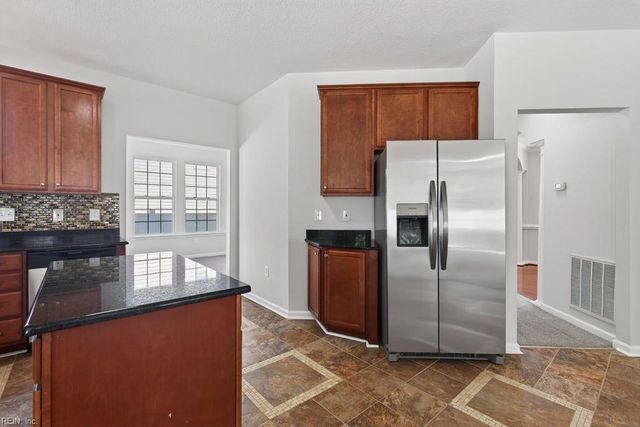2130 Brians LN, Suffolk, VA 23434