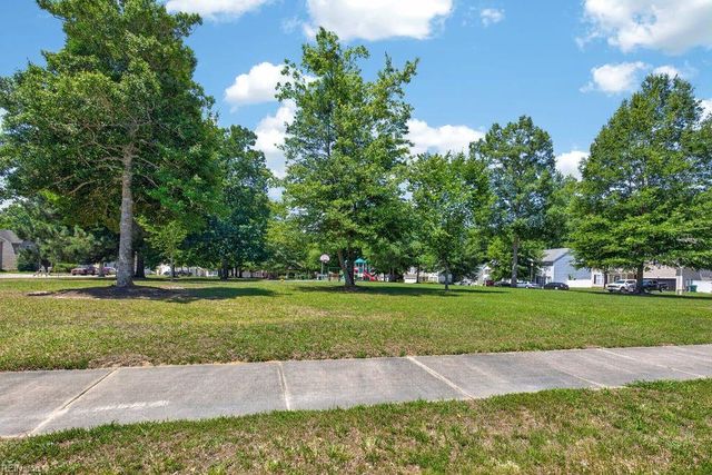 2130 Brians LN, Suffolk, VA 23434