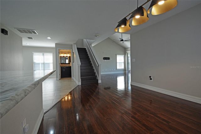 5521 TURTLE CROSSING LOOP, Tampa, FL 33625