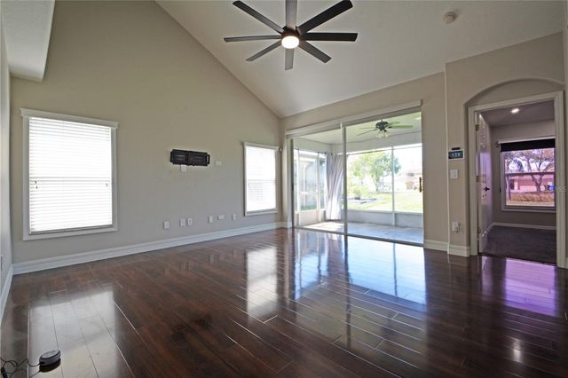 5521 TURTLE CROSSING LOOP, Tampa, FL 33625