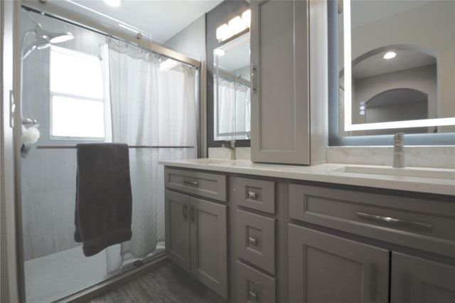 5521 TURTLE CROSSING LOOP, Tampa, FL 33625