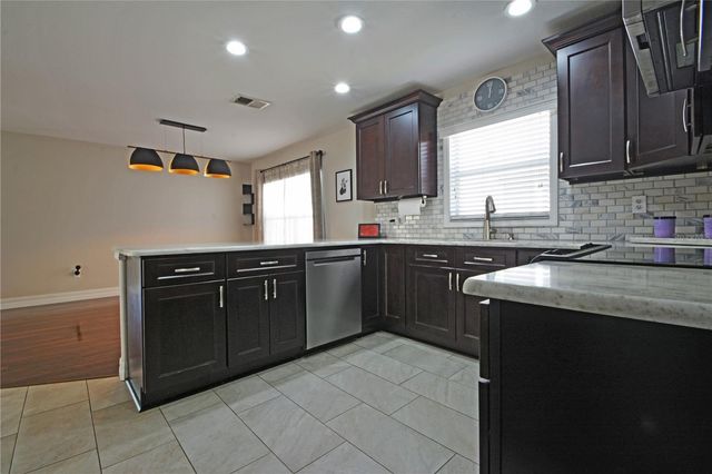 5521 TURTLE CROSSING LOOP, Tampa, FL 33625