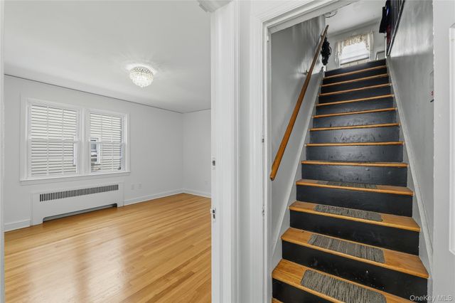 20 S Washington Avenue, Hartsdale, NY 10530