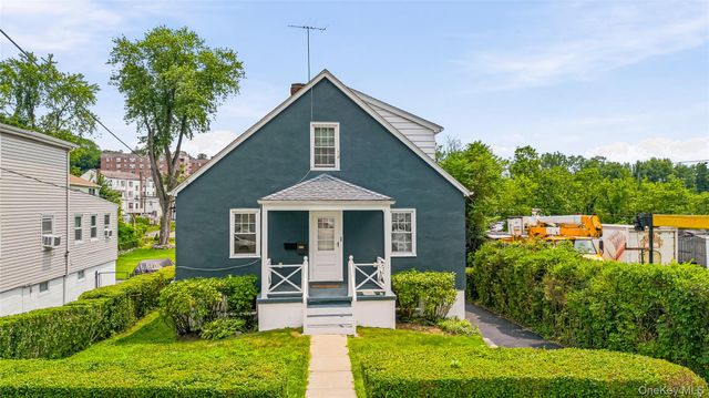 20 S Washington Avenue, Hartsdale, NY 10530