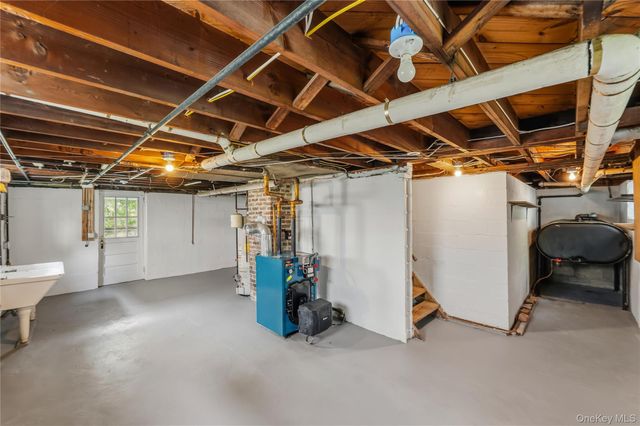 20 S Washington Avenue, Hartsdale, NY 10530
