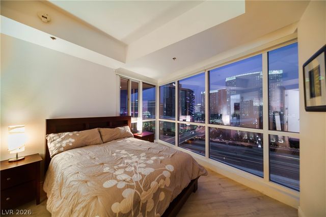 4525 DEAN MARTIN Drive 1611, Las Vegas, NV 89103