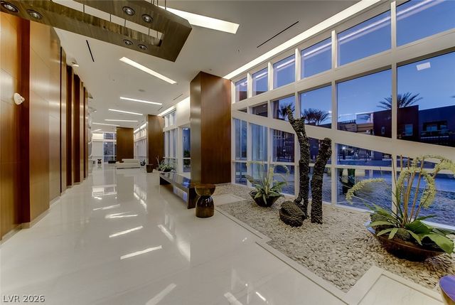 4525 DEAN MARTIN Drive 1611, Las Vegas, NV 89103