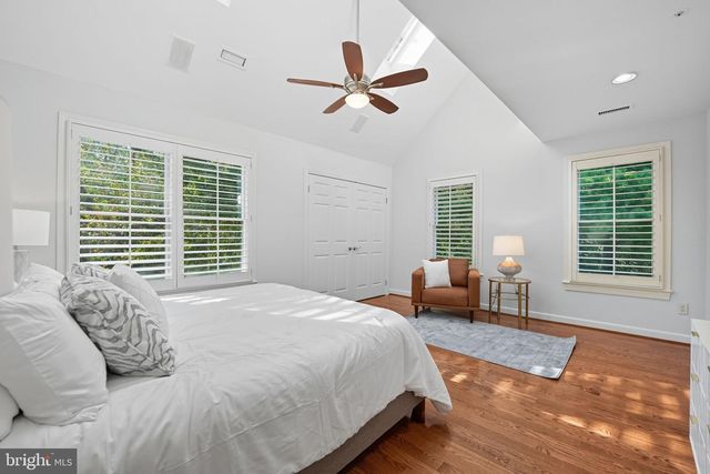 2124 21ST RD N, Arlington, VA 22201