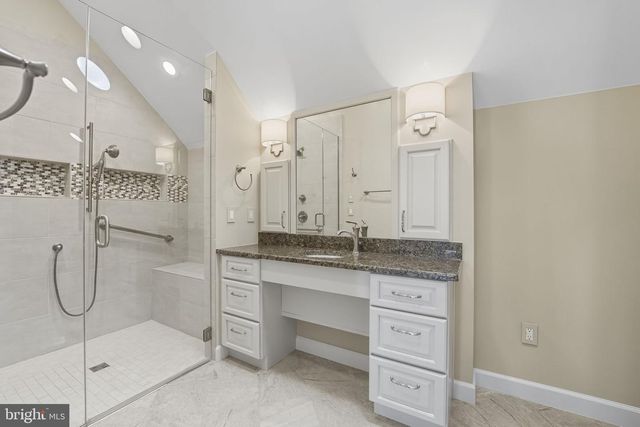 2124 21ST RD N, Arlington, VA 22201