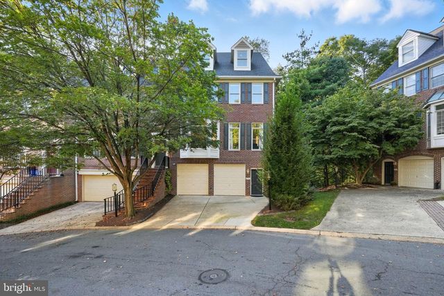 2124 21ST RD N, Arlington, VA 22201