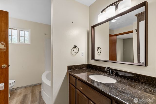 16046 46th Avenue S, Tukwila, WA 98188