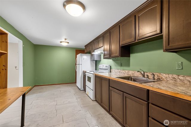 16046 46th Avenue S, Tukwila, WA 98188