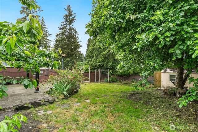 16046 46th Avenue S, Tukwila, WA 98188