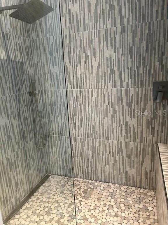 Image 8 of property listing at 12405 CRUXBURY DRIVE, Windermere, FL 34786