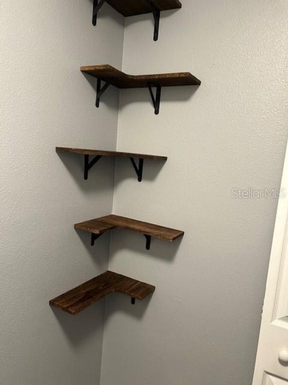 Image 10 of property listing at 12405 CRUXBURY DRIVE, Windermere, FL 34786