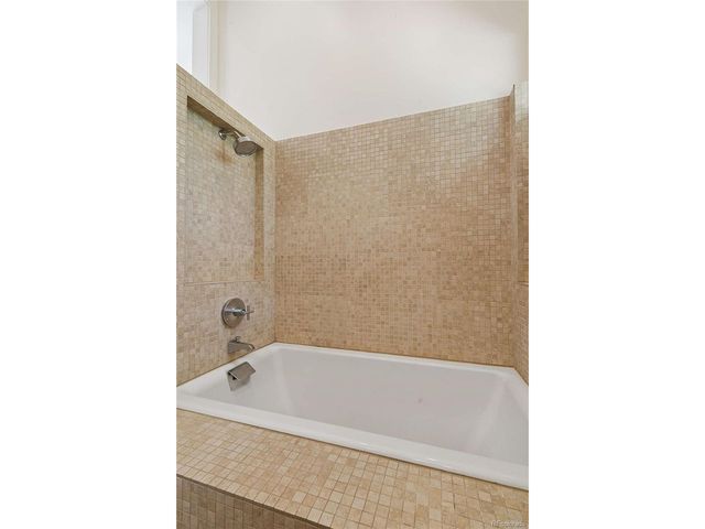 299 Spruce Ct, Boulder, CO 80302