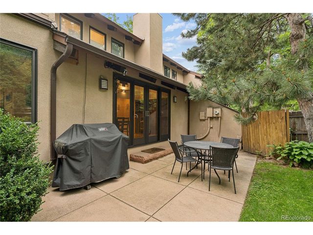 299 Spruce Ct, Boulder, CO 80302