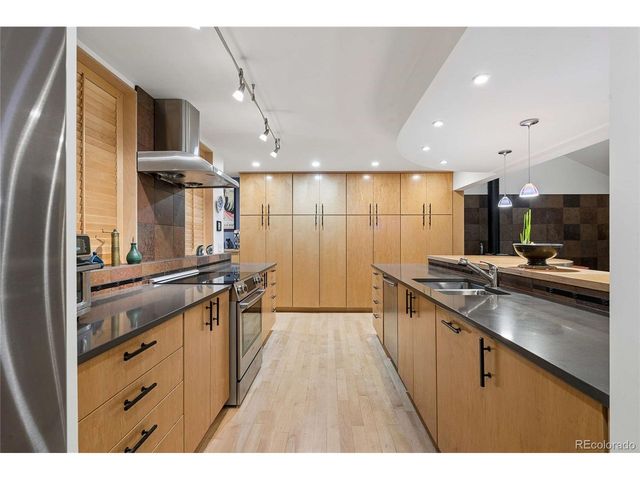 299 Spruce Ct, Boulder, CO 80302