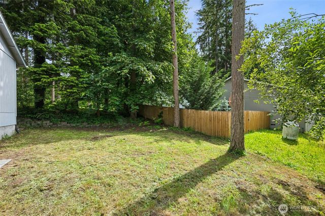 21715 N Clear Lake Boulevard SE, Yelm, WA 98597