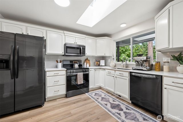 21715 N Clear Lake Boulevard SE, Yelm, WA 98597
