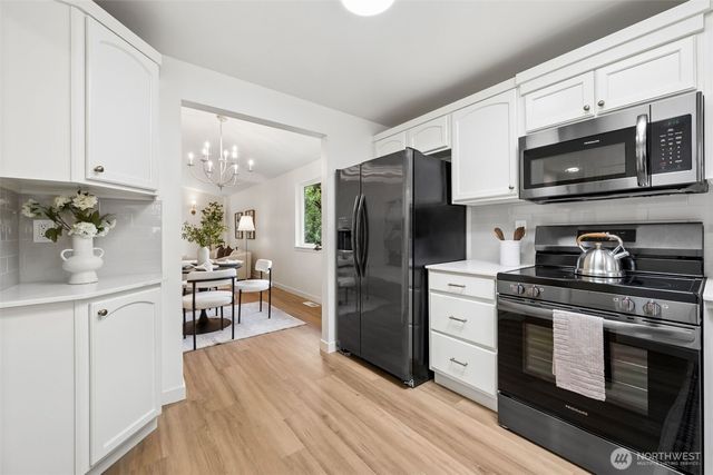 21715 N Clear Lake Boulevard SE, Yelm, WA 98597