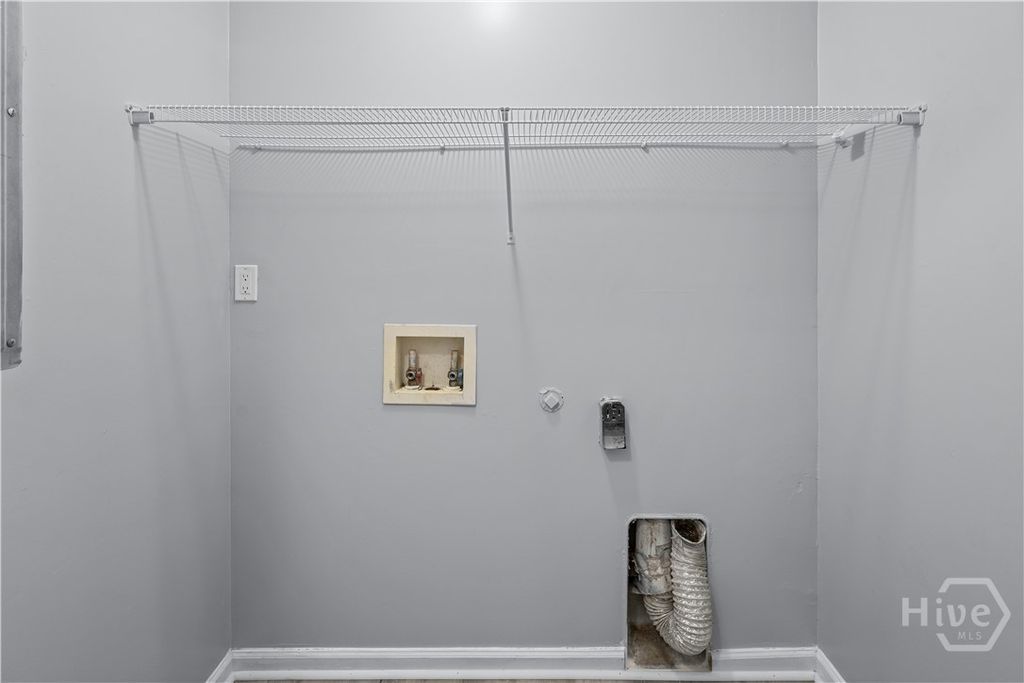 Image 26 of property listing at 515 Staley Avenue, Savannah, GA 31405