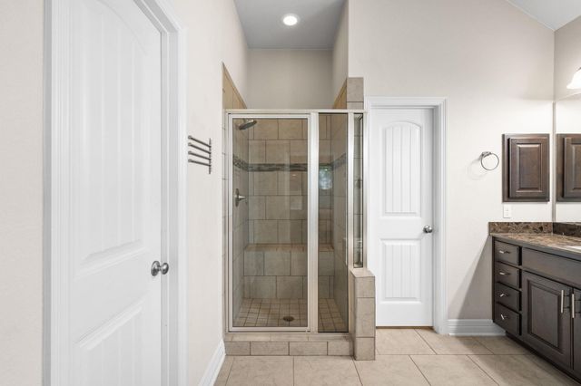 229 Cross Mountain TRL, Georgetown, TX 78628