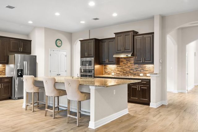 229 Cross Mountain TRL, Georgetown, TX 78628
