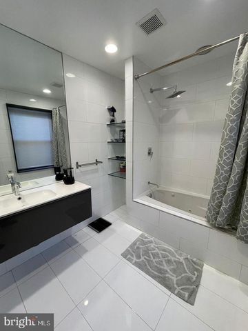 907 N 5TH ST, Philadelphia, PA 19123