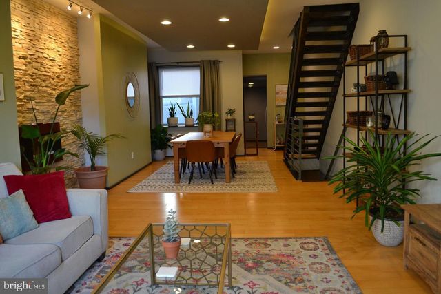 907 N 5TH ST, Philadelphia, PA 19123