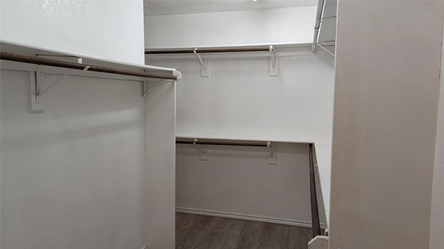 1115 Cambridge Drive, Carrollton, TX 75007