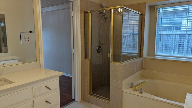 1115 Cambridge Drive, Carrollton, TX 75007