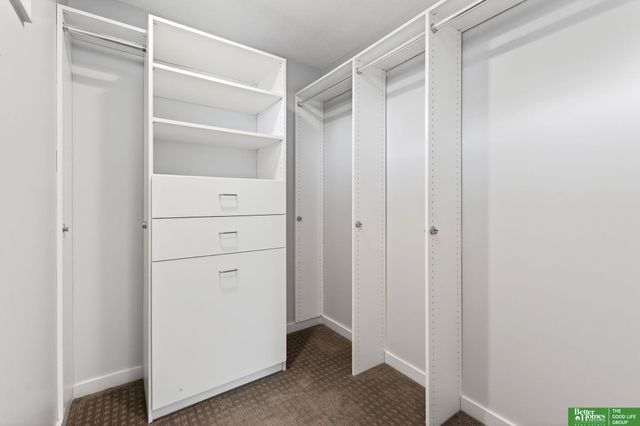 7801 Hickory Circle, Omaha, NE 68124