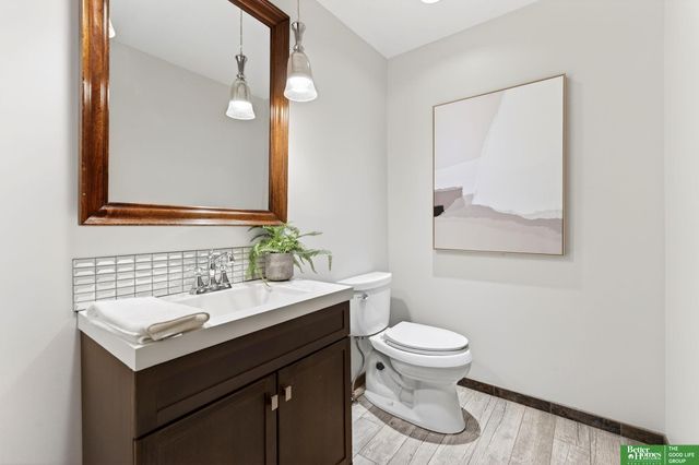 7801 Hickory Circle, Omaha, NE 68124