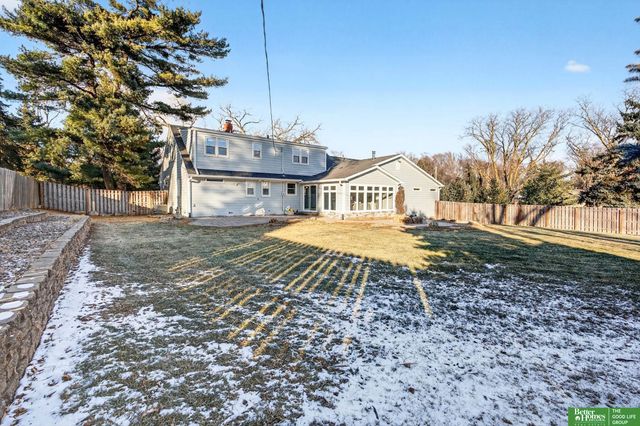 7801 Hickory Circle, Omaha, NE 68124