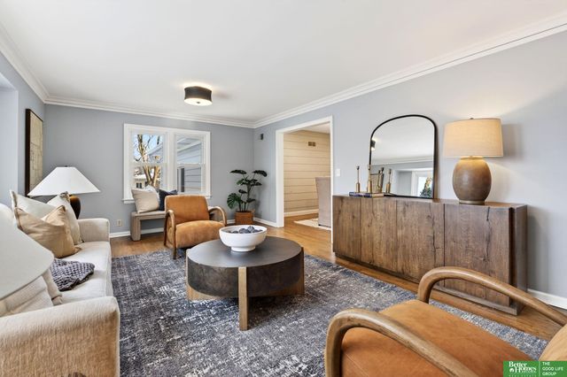 7801 Hickory Circle, Omaha, NE 68124