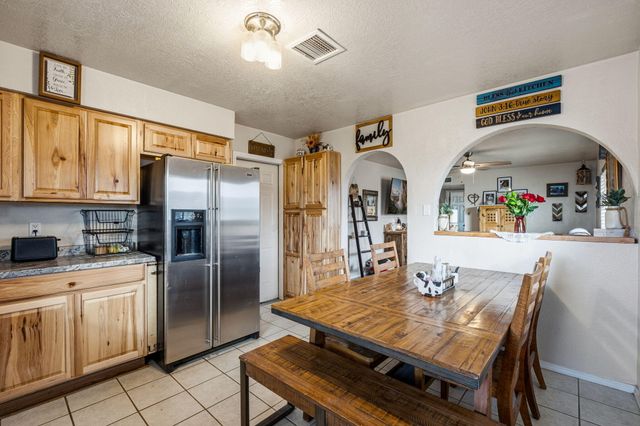 205 Hillandale Avenue, Belen, NM 87002